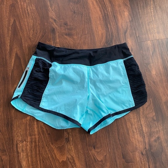 Lululemon Run: Bright At Night Short
Tonka Stripe Angel Blue Black Size 6 - Picture 1 of 9
